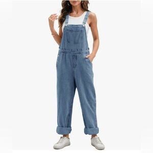 💋 NWOT - Denim Overall Jeans